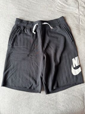 Nike sportswear shorts